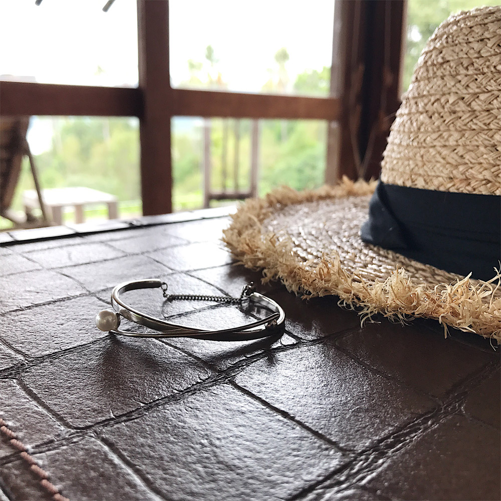 D005交叉珍珠手镯