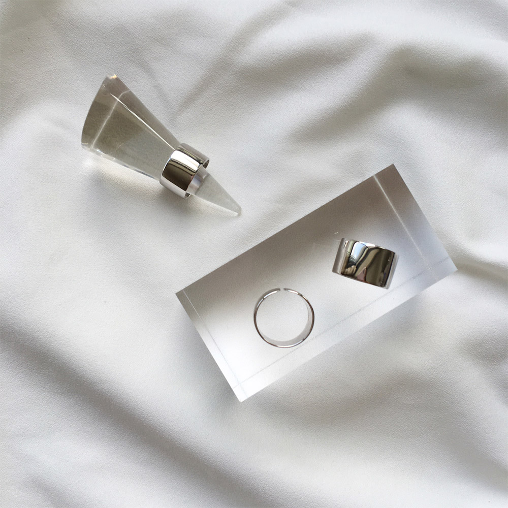 A016宽版光面戒指