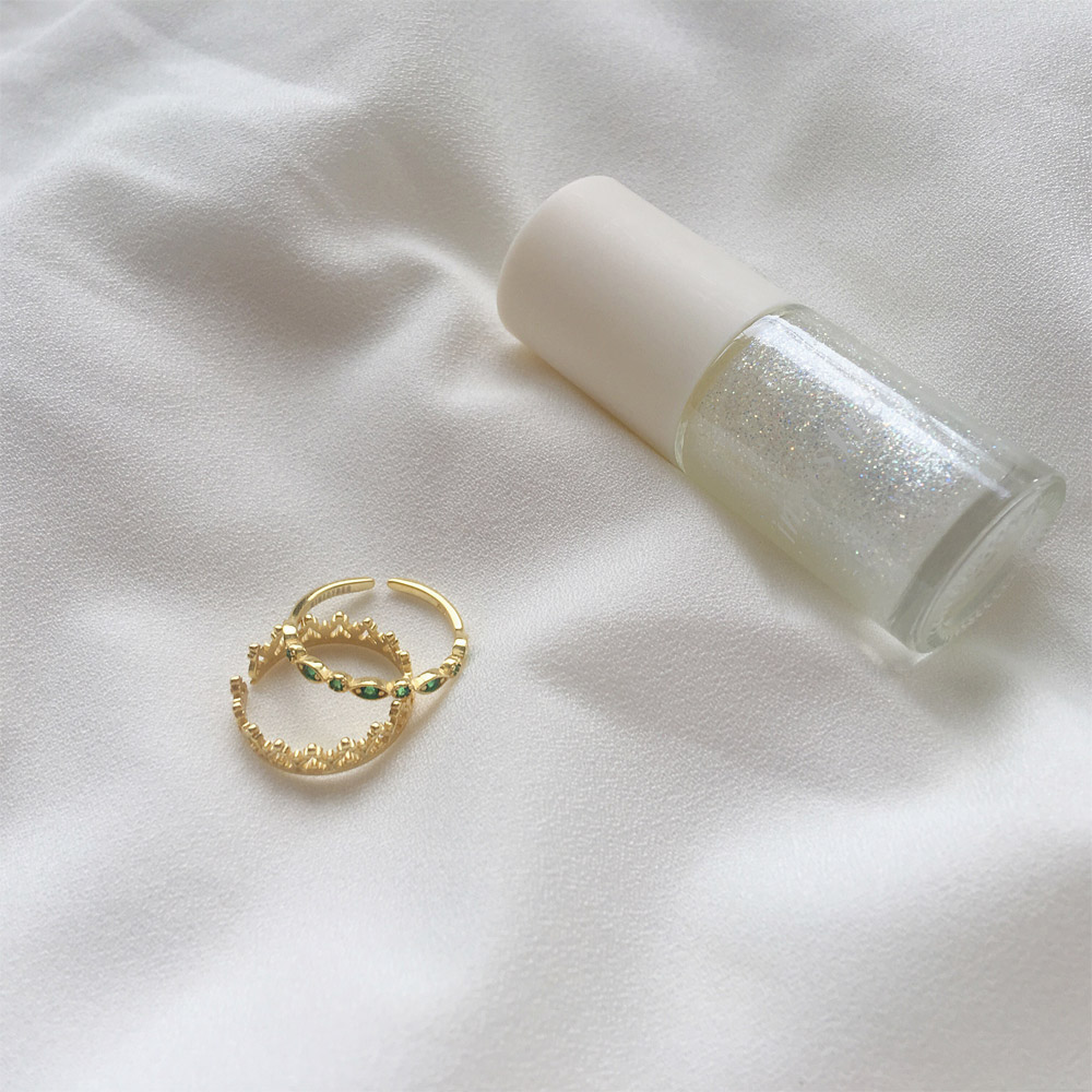 A017皇冠_绿戒指