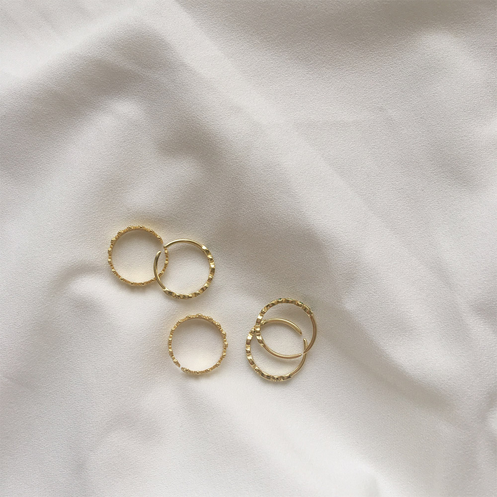 A017皇冠_绿戒指