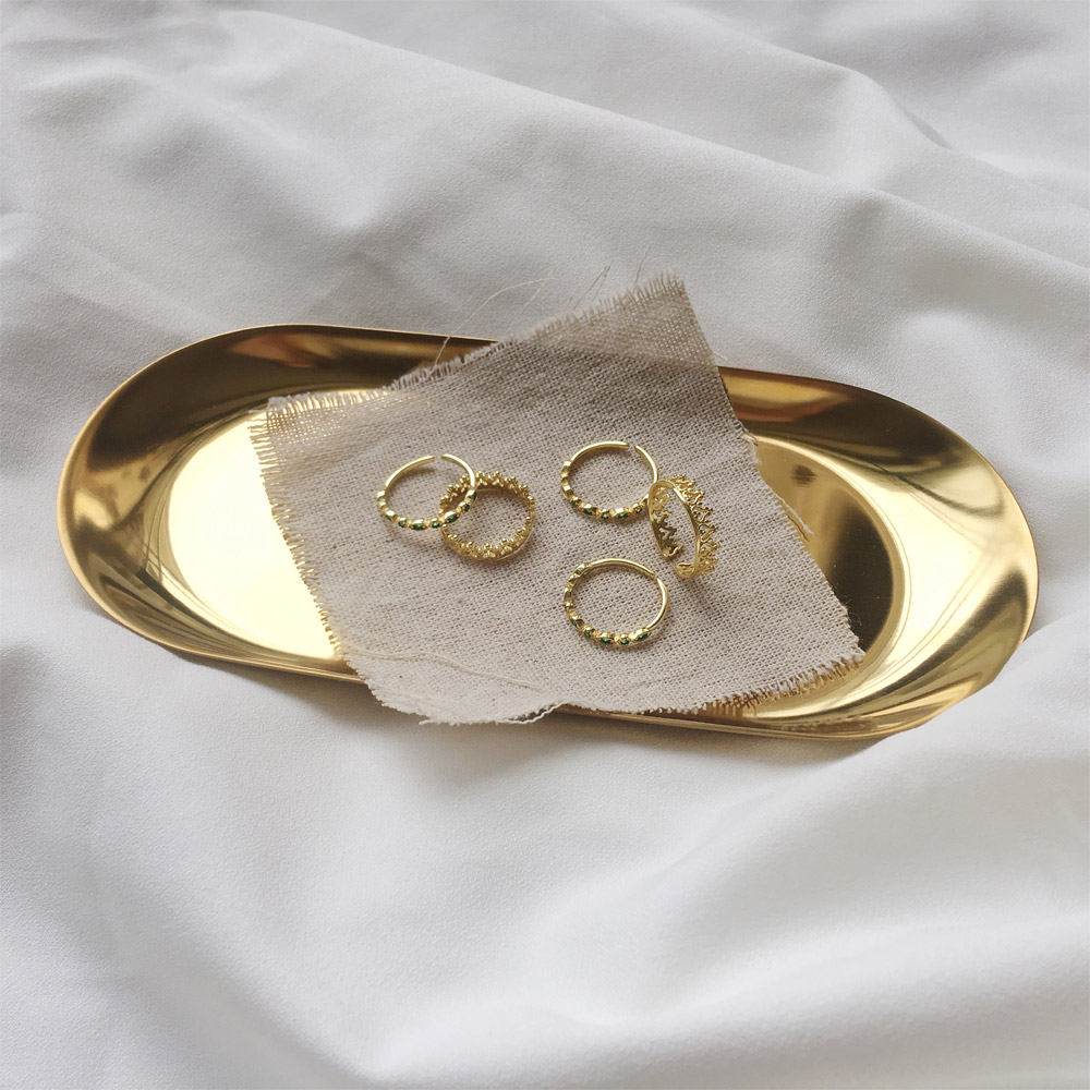 A017皇冠_绿戒指