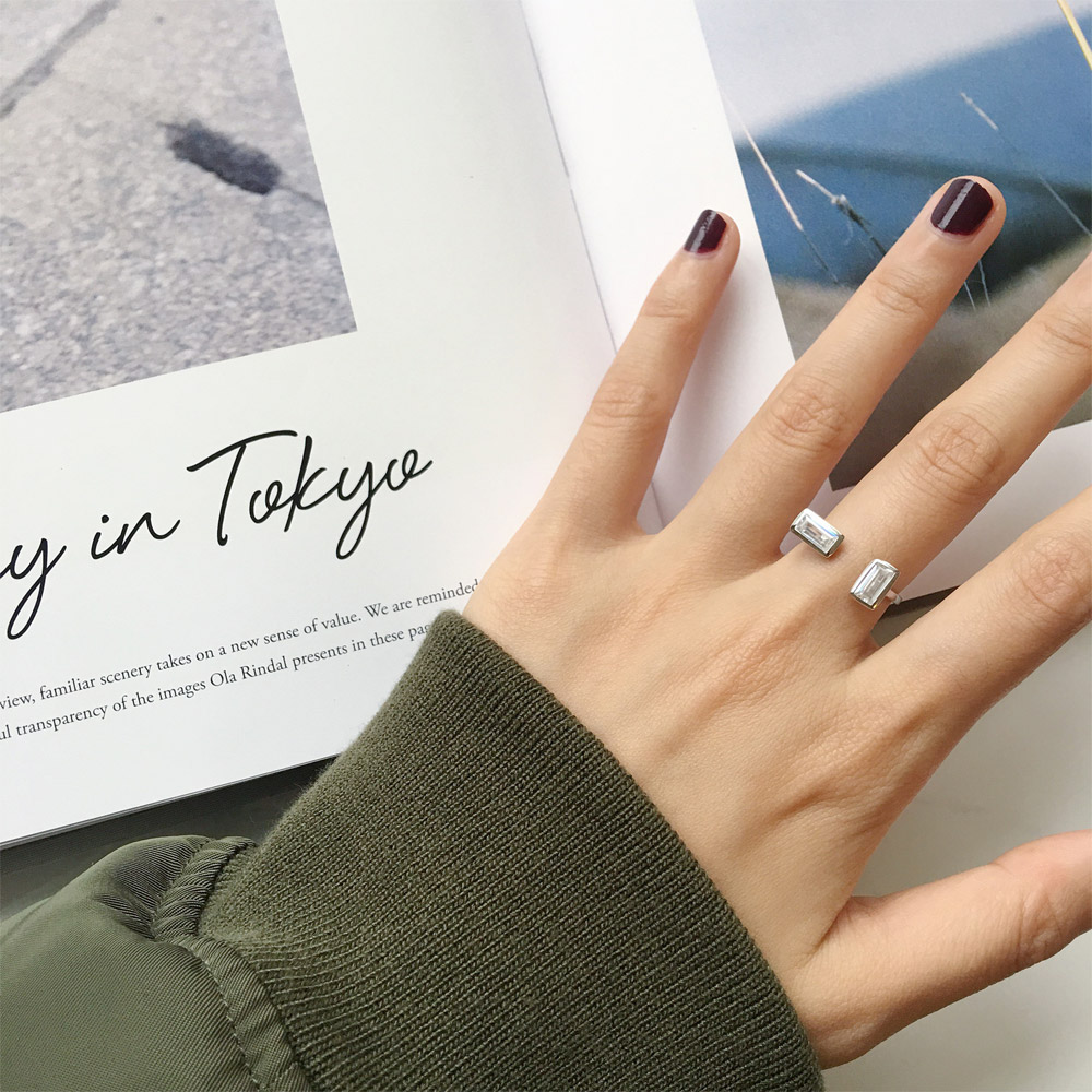 A023横竖锆石戒指