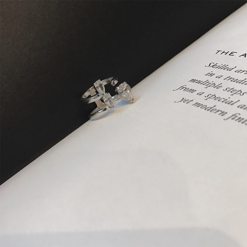 A033不规则锆石戒指