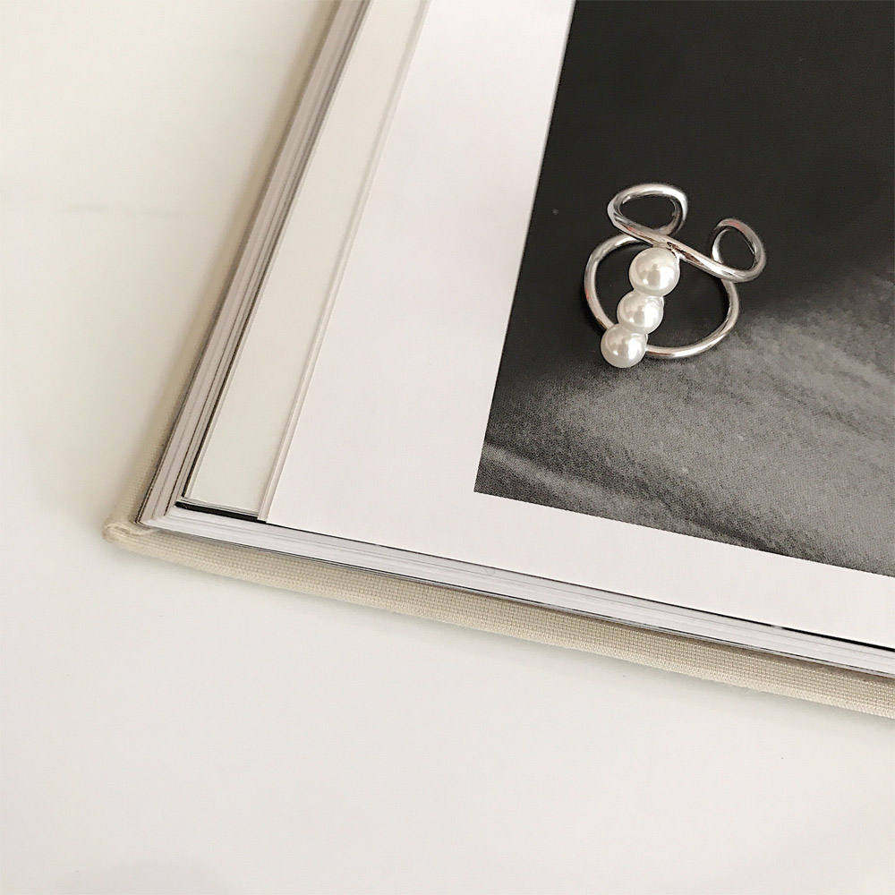 A041一排珍珠戒指