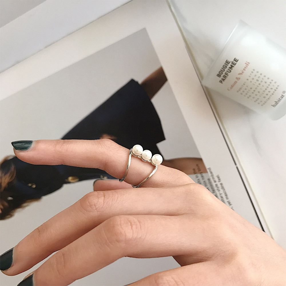 A041一排珍珠戒指