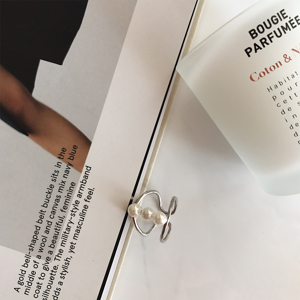 A041一排珍珠戒指