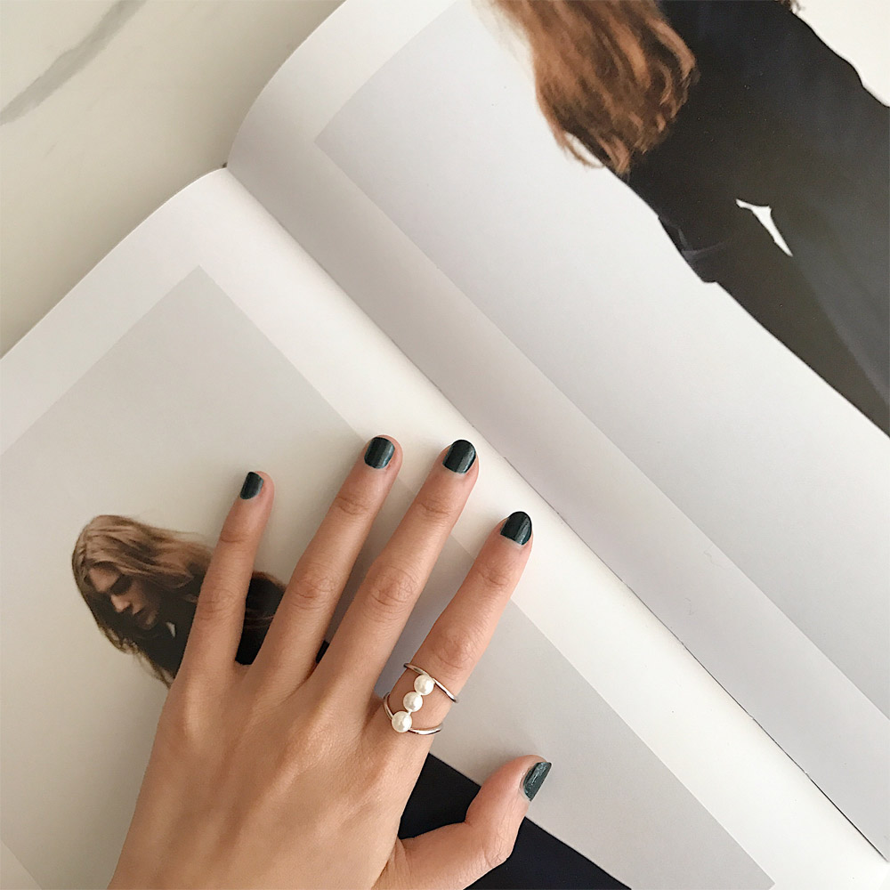 A041一排珍珠戒指