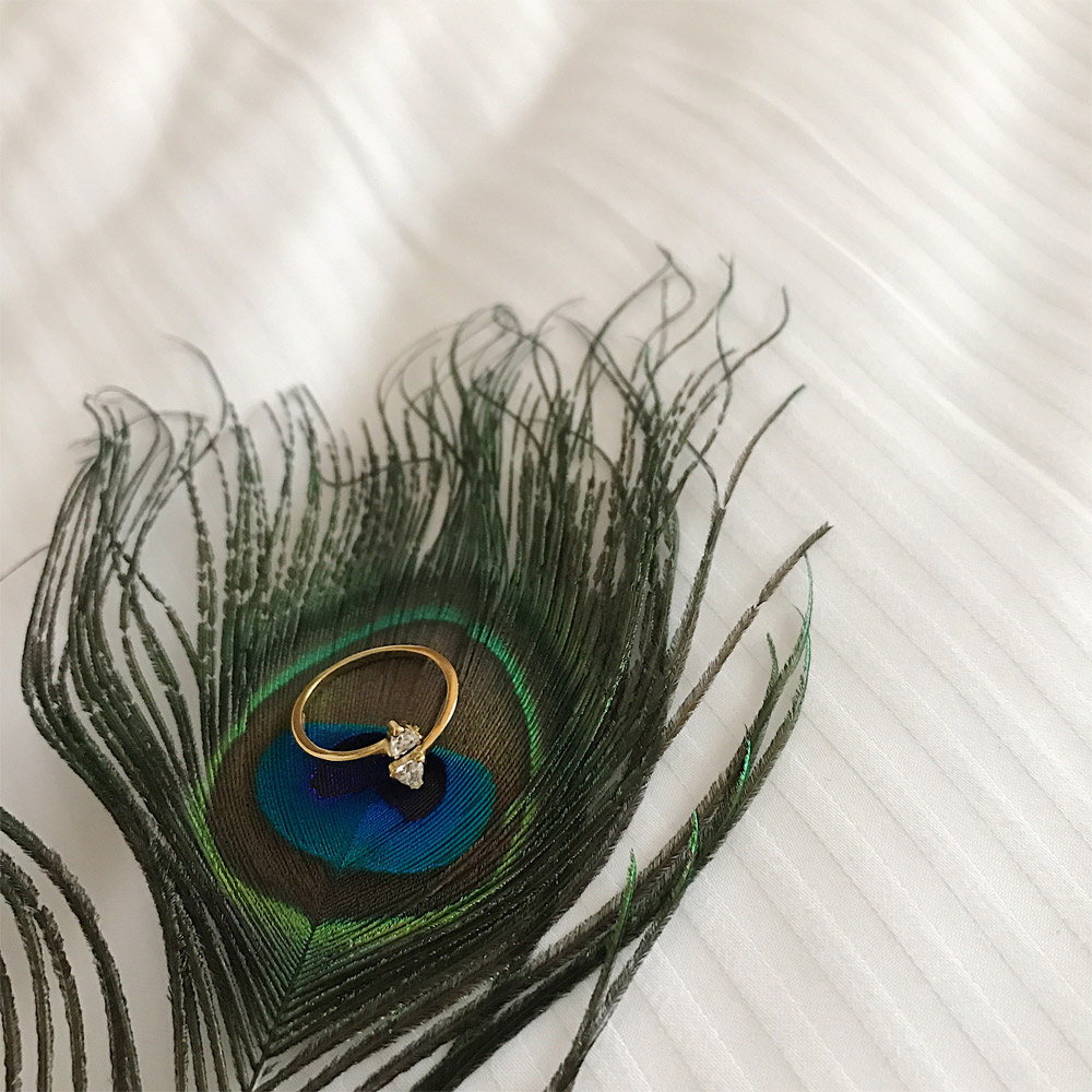 A043倒三角银镀金戒指