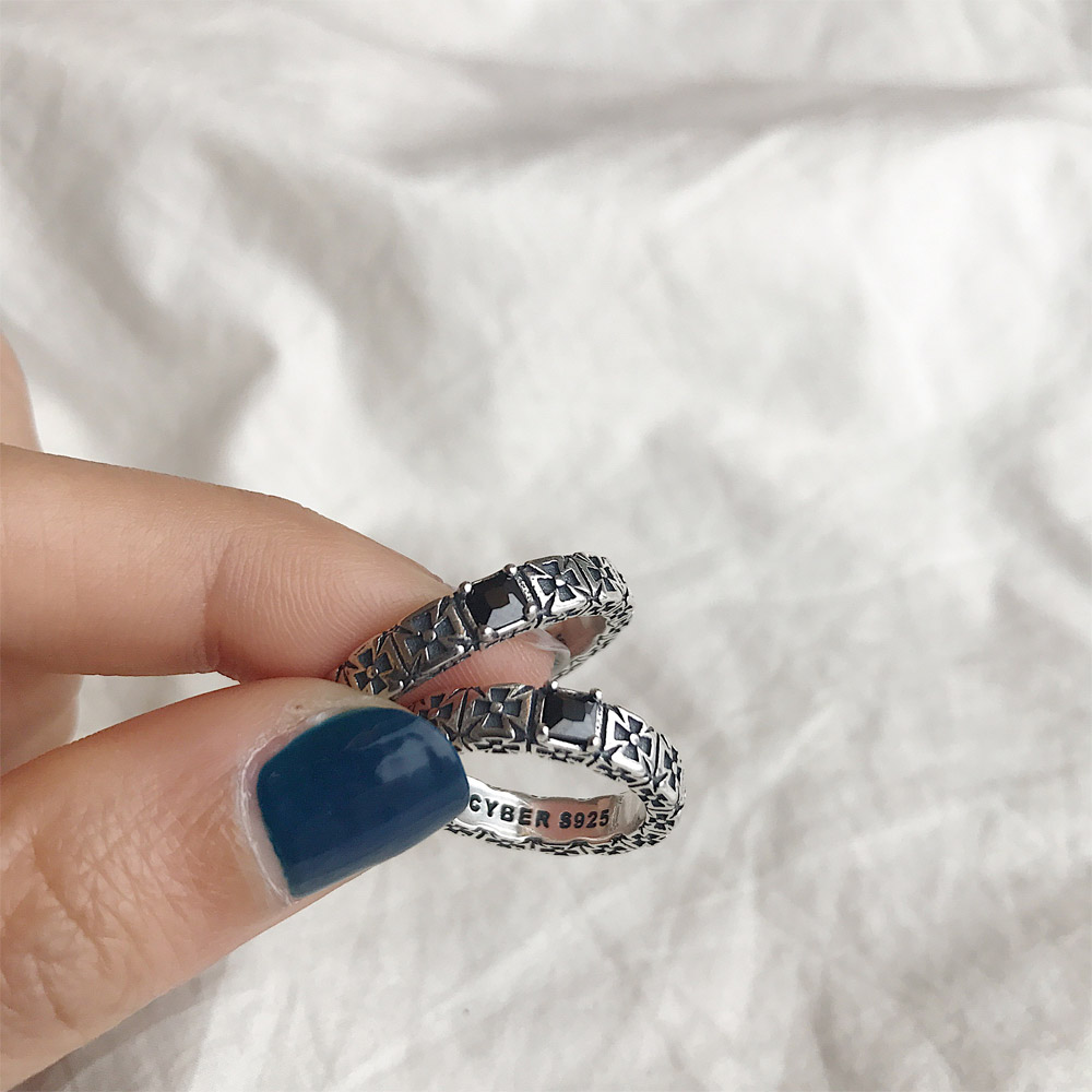 A050锆石花纹情侣戒