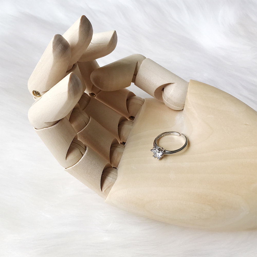 A052六爪锆石镶嵌戒指