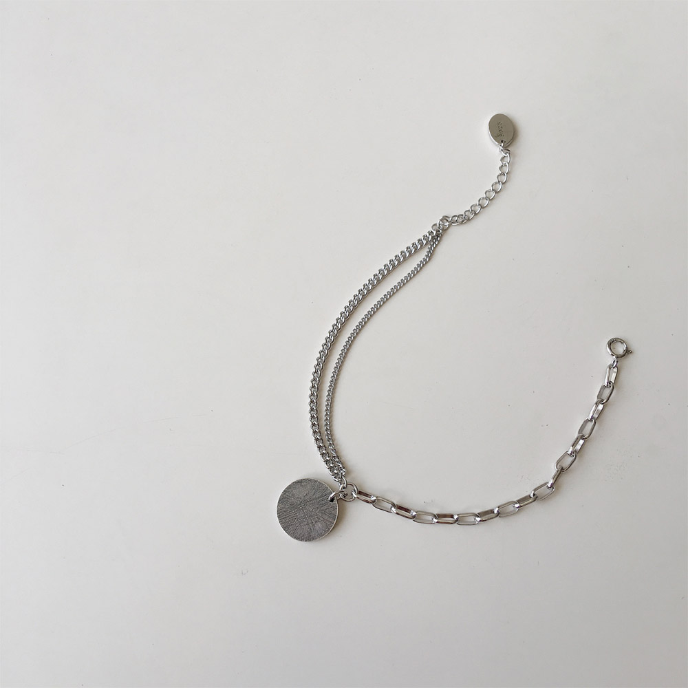 B001做旧圆牌手链