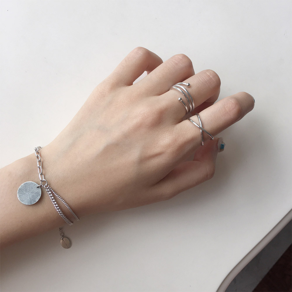 B001做旧圆牌手链