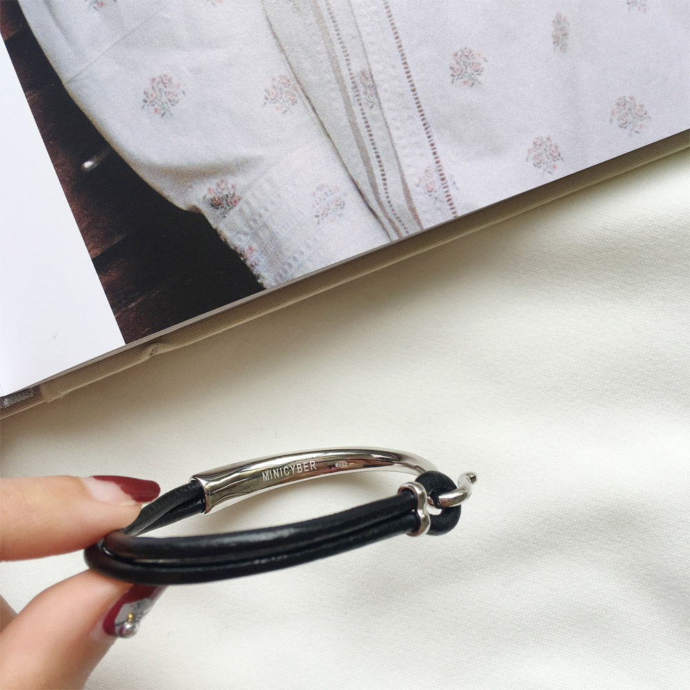 B003真皮情侣手镯