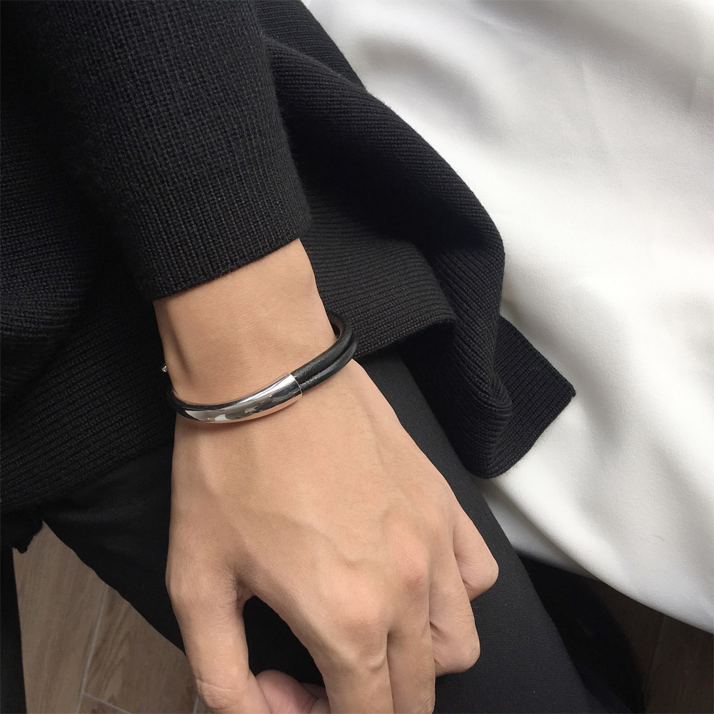 B003真皮情侣手镯