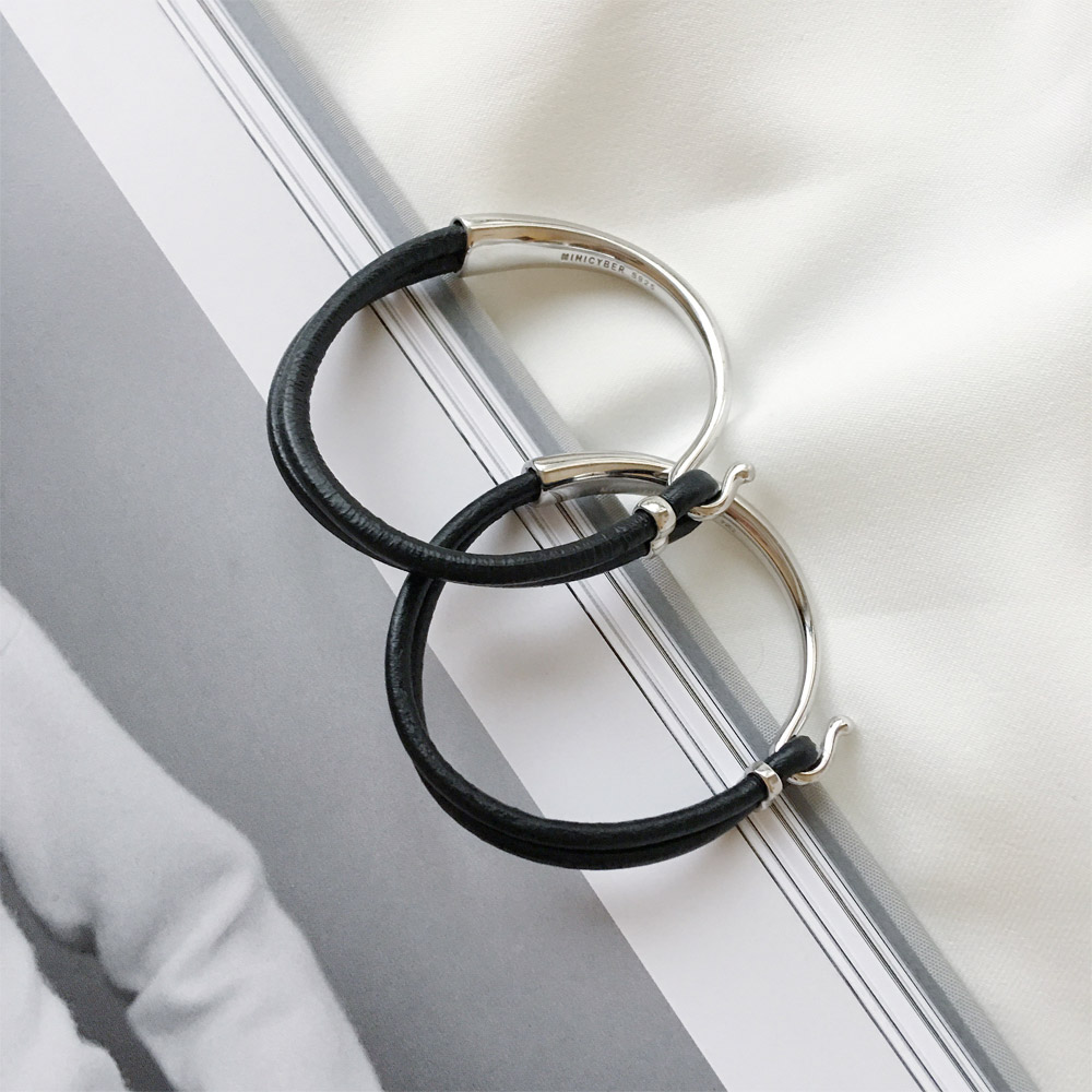 B003真皮情侣手镯