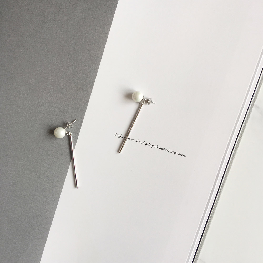 E012一字贝珠耳钉