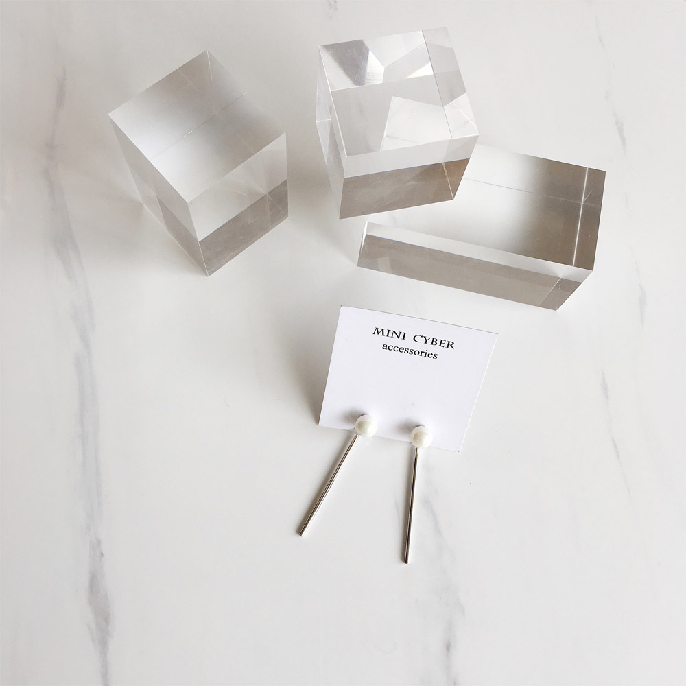 E012一字贝珠耳钉