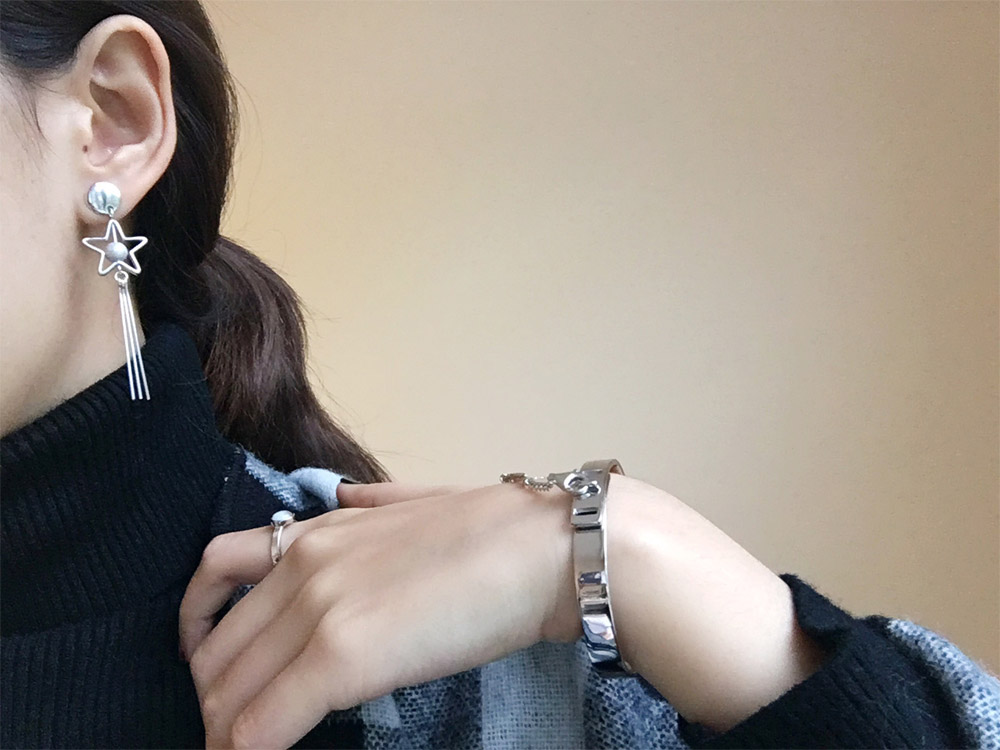 E016星星耳钉