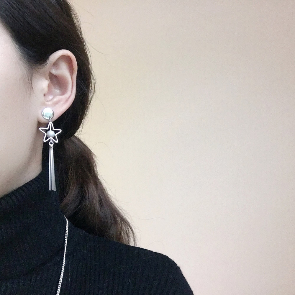 E016星星耳钉