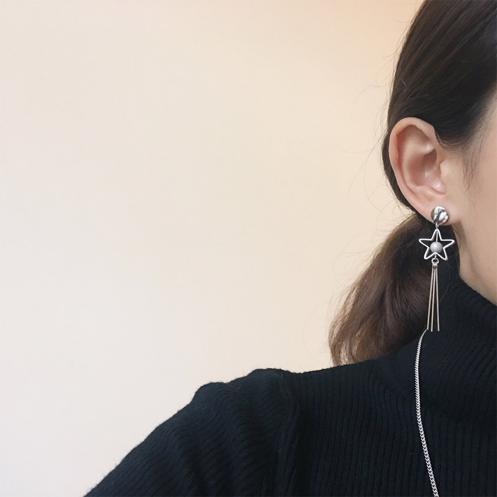 E016星星耳钉