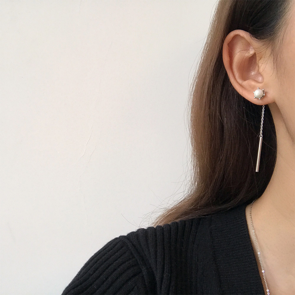 E017花型贝珠耳钉