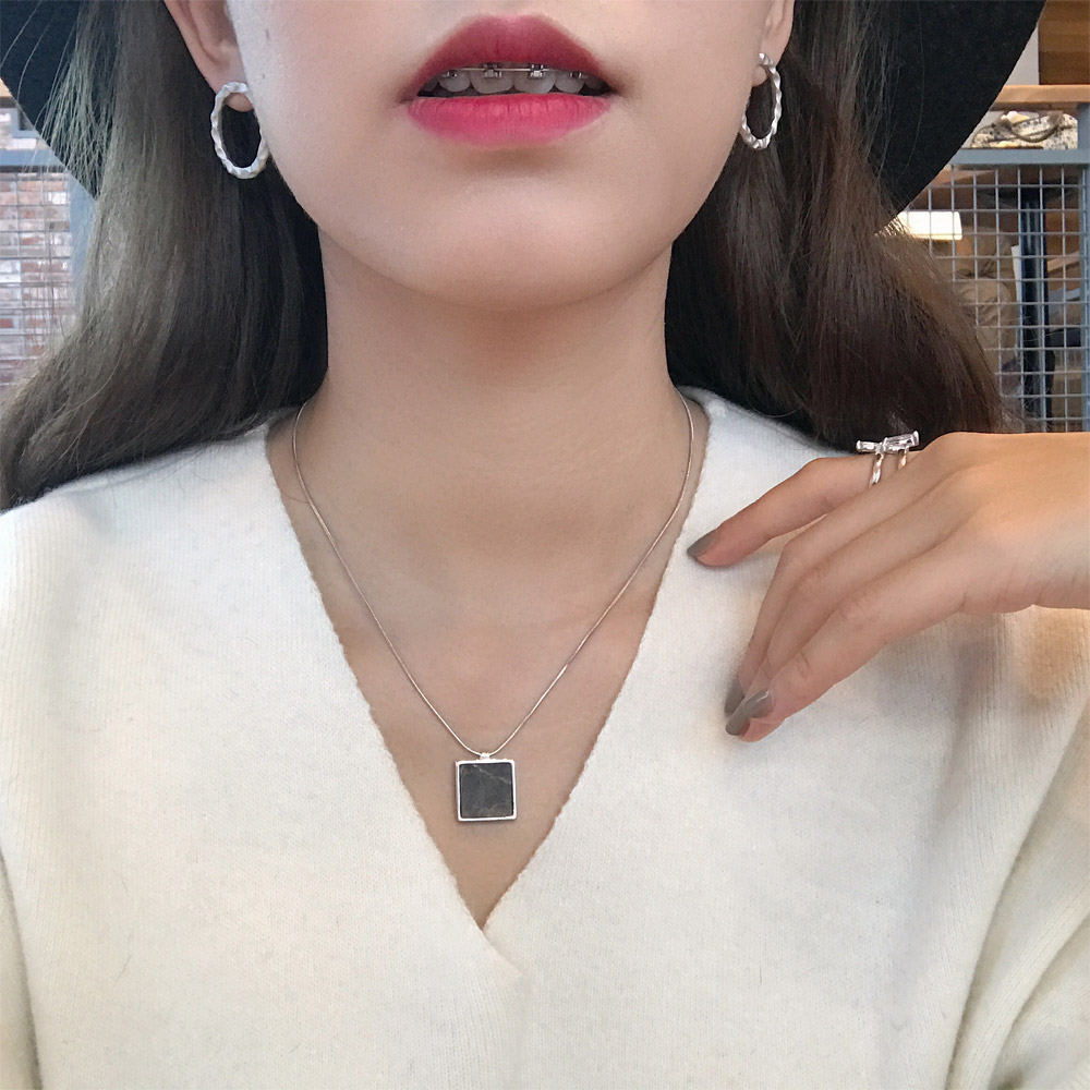 E018哑光圆圈耳钉