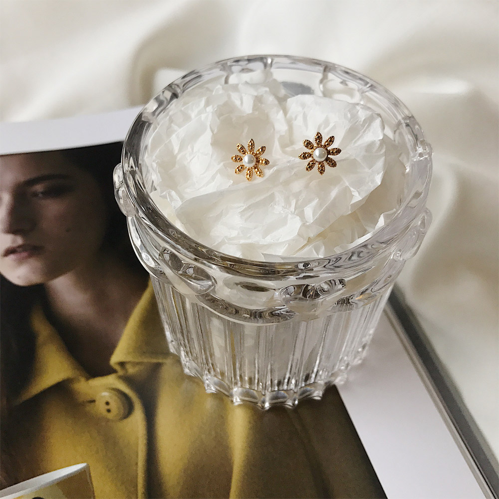 E029金色太阳花耳钉