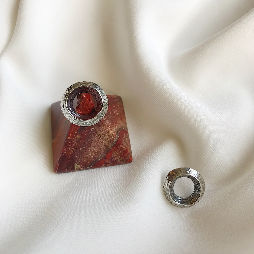 E024复古做旧圆圈耳钉