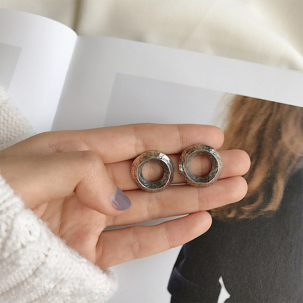 E024复古做旧圆圈耳钉