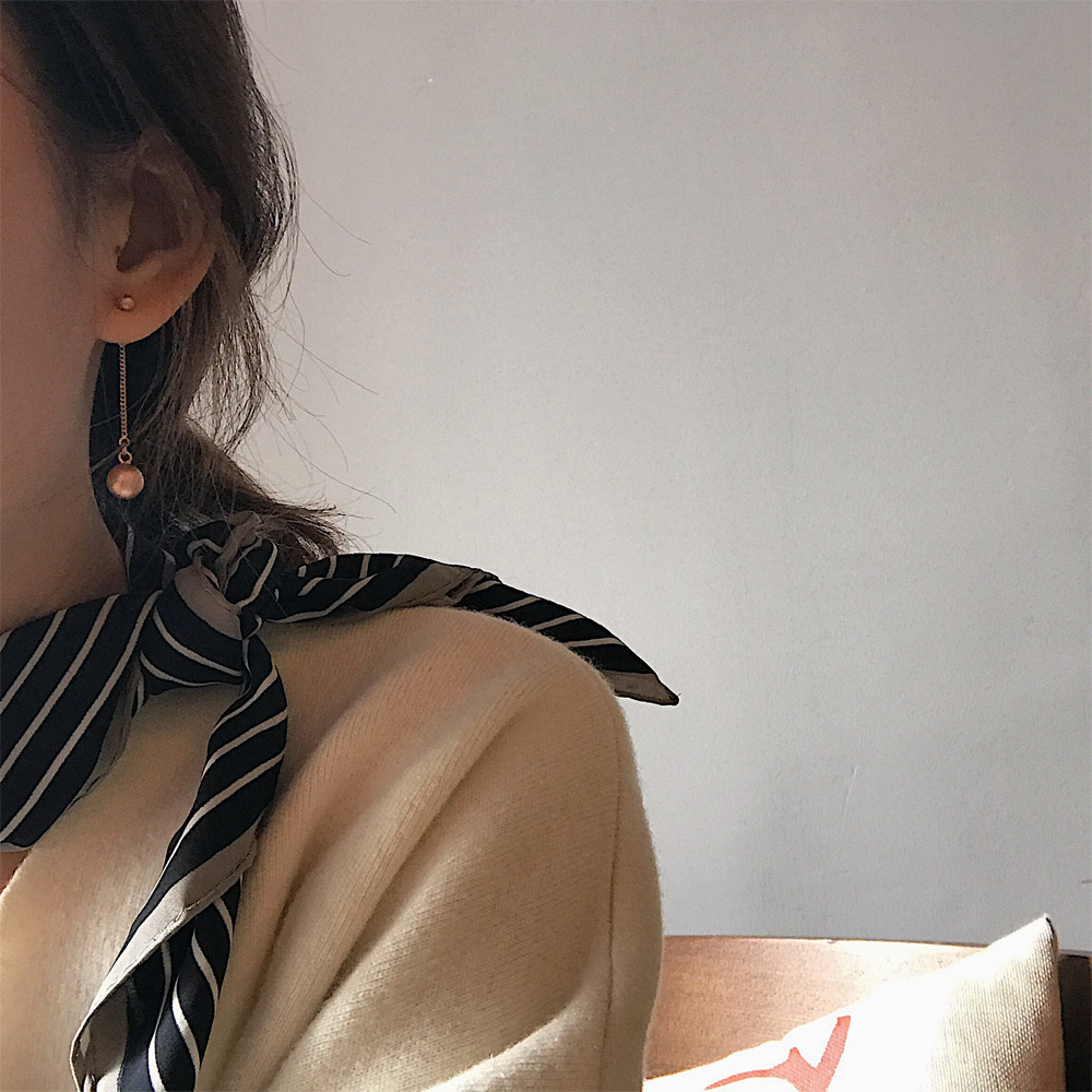 E025香槟金圆球耳钉