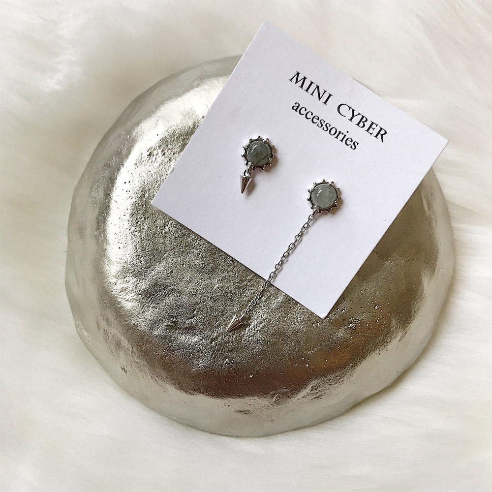 E033淡水珍珠翅膀耳钉