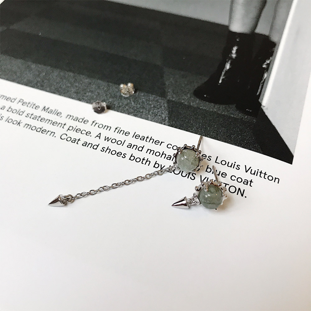 E033淡水珍珠翅膀耳钉