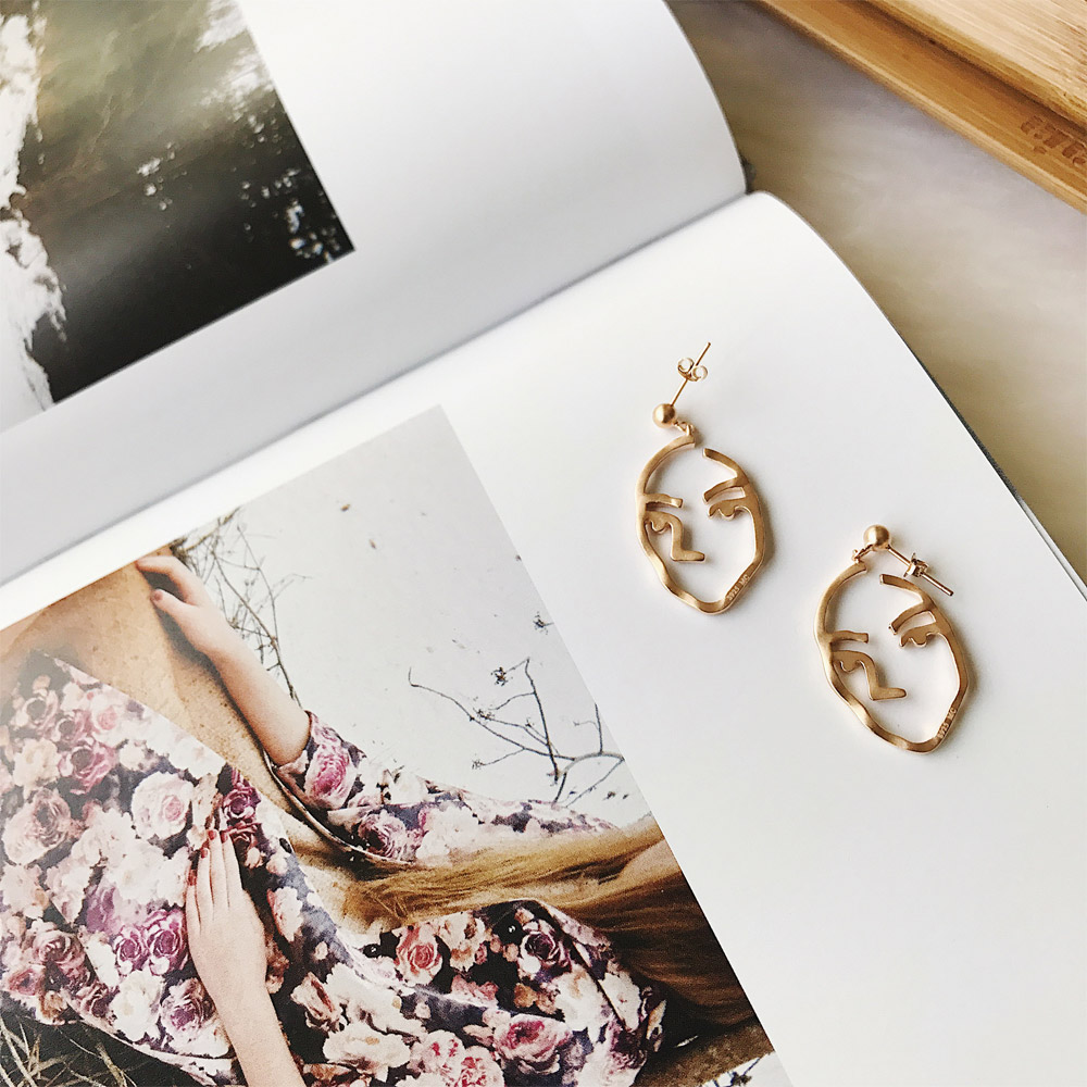 E035星星耳骨耳夹